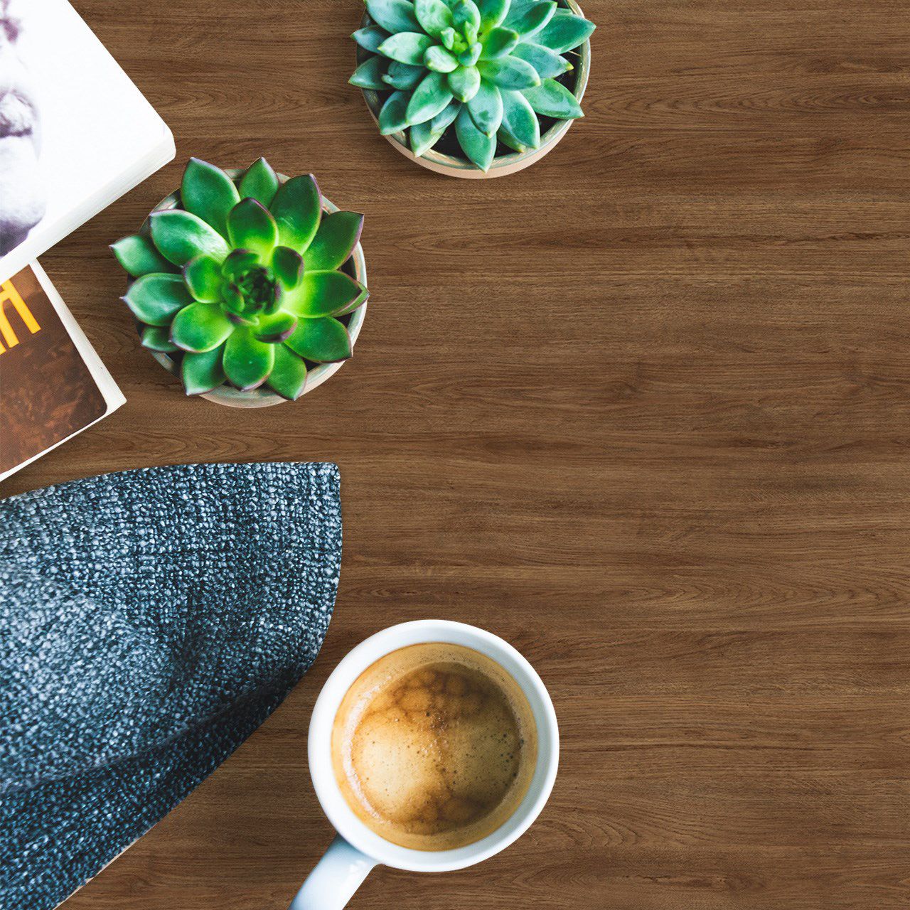 3253 Amberes (BRS) Laminates in India