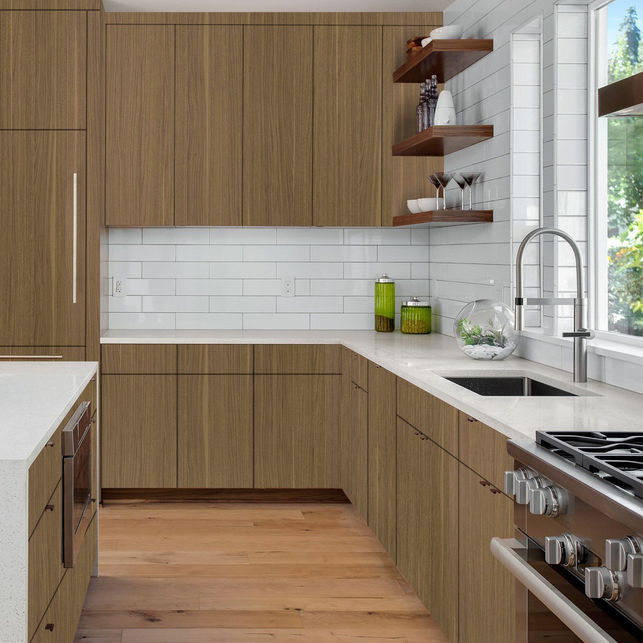 3292 Walnut Warmth (SUD) Laminate sheets