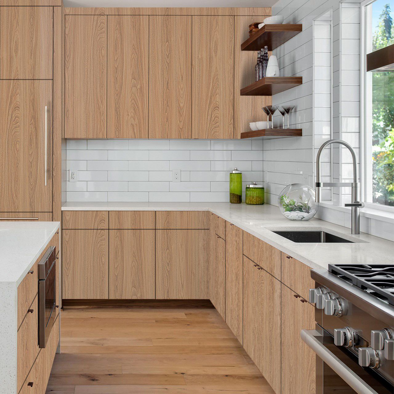 3296 Summer Walnut (SUD) Laminate sheets